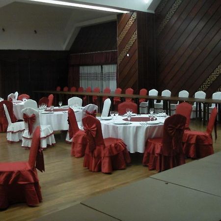 Hotel Grand סטינג'ה מראה חיצוני תמונה